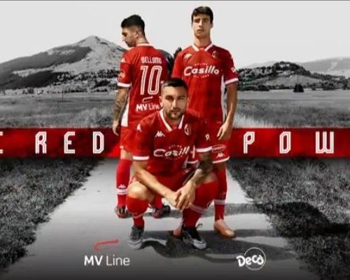 Bari, svelata la maglia da trasferta. VIDEO