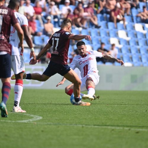 Serie B, la Reggiana batte il Venezia e agguanta il Bari. Risultati e classifica