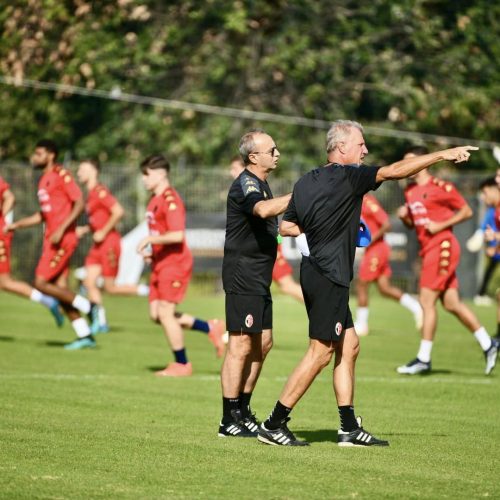 L’allenamento: esercitazioni con la palla per Menez. Domani parla Marino (ore 12:15)