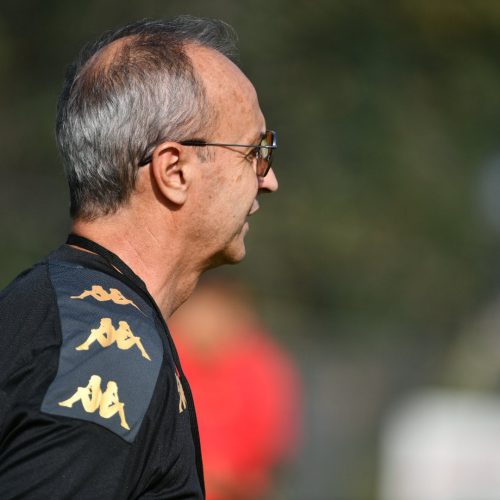 L’allenamento: parte tattica e sfida finale a ranghi misti. Ancora a parte Menez e Maita