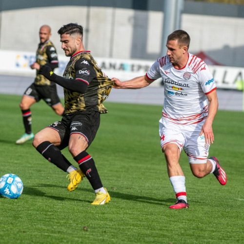 L’allenamento: scarico e partitelle. Ok Acampora