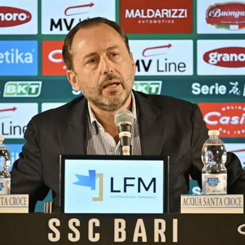 Bari, alta tensione: il presidente De Laurentiis finisce sotto scorta