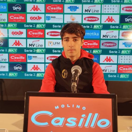 Morachioli: “Ho ricevuto un affetto immeritato. Sono rimasto, non volevo che finisse così la mia storia col Bari”