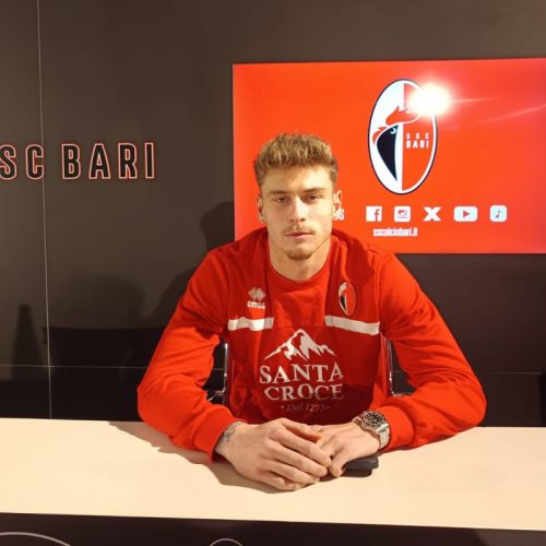 Bonfanti: “Ho accettato Bari in 5 minuti. Vivo per il gol, domenica voglio segnare. Quella tripletta da avversario…”