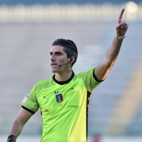 Mantova-Bari a Scatena, al VAR Volpi. Solo sconfitte nei precedenti