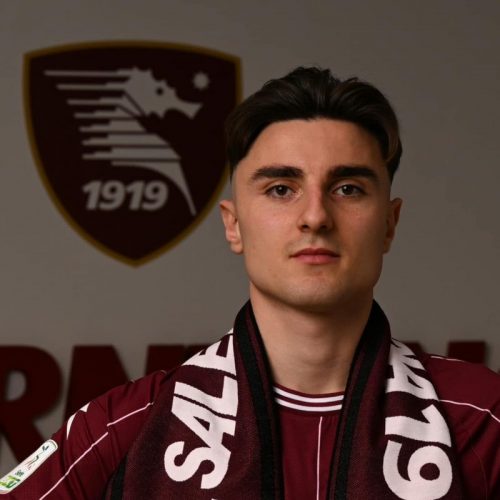 Salernitana, Zuccon: “Vogliamo salvarci, a Bari per fare la prestazione”