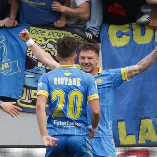 Carrarese, Giovane: “Sosta che capita nel momento giusto. Bari? Ci attendono 8 finali”