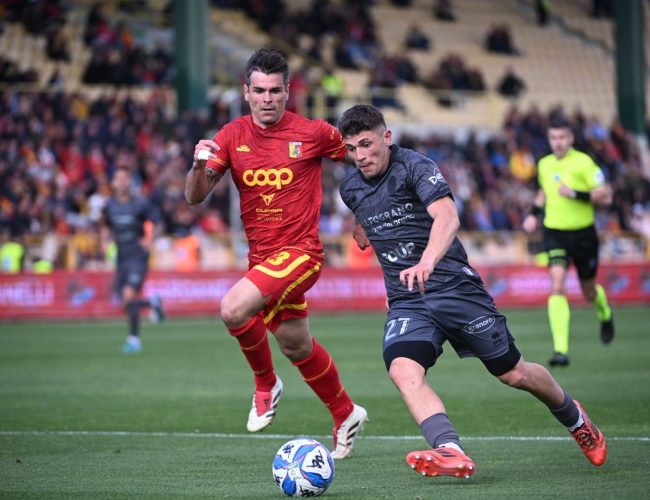 Calciomercato, tutti pazzi per Favasuli: Atalanta, Roma e Sassuolo seguono l’ex Bari