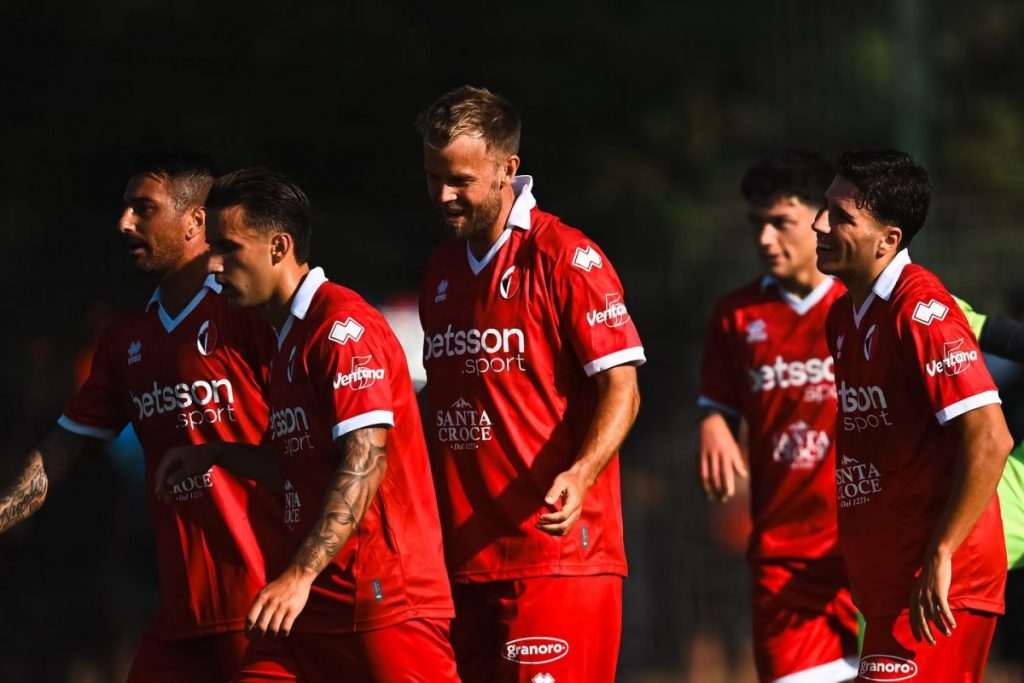 Esultanza Bari Milan abbonamenti