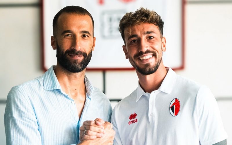 Castrovilli Di Cesare Bari centrocampo