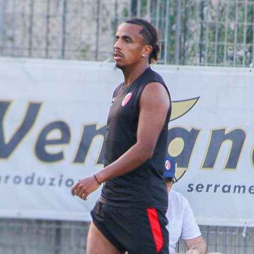 Bari, allenamento anche a Ferragosto. Domani pomeriggio la partenza per Milano