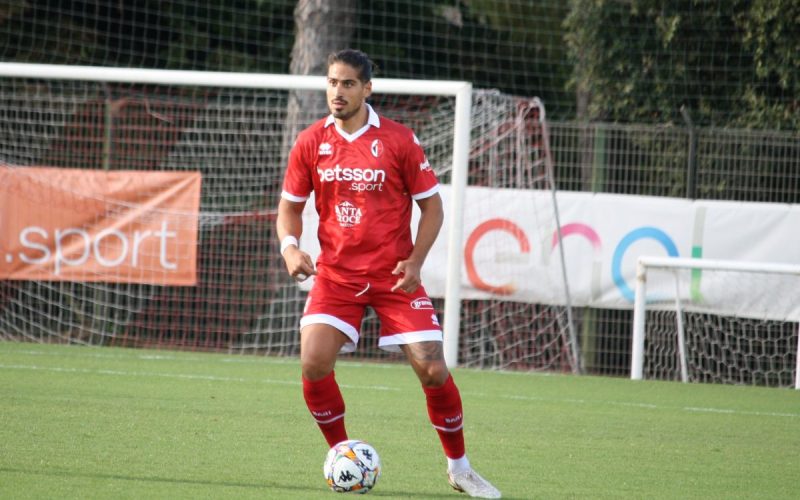 Nikolaou