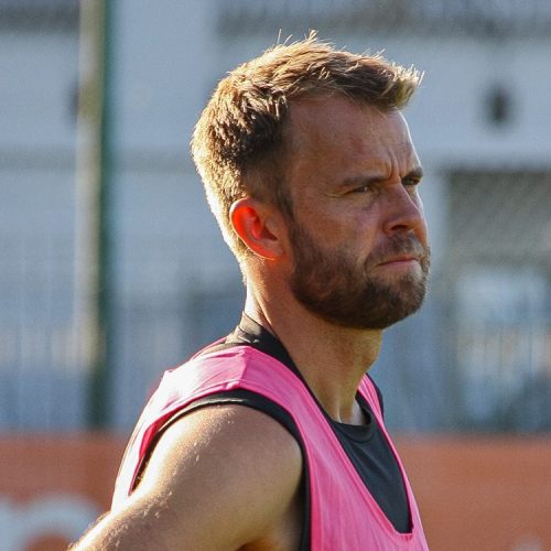 Bari-Samp, le probabili formazioni. Caserta passa a 3 con Meroni, duello Gytkjaer-Moncini, conferma per Castro