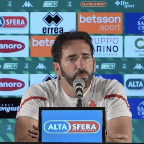 Caserta: “Stiamo avendo difficoltà oggettive. Fischi? Dobbiamo accettarli e pedalare. Vicari out contro l’Entella”