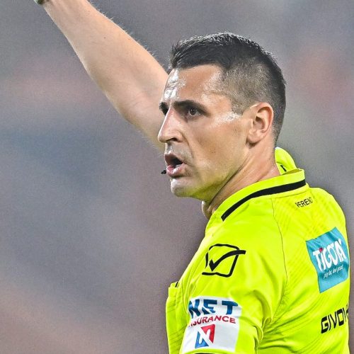 Palermo-Bari a Perenzoni, al VAR Meraviglia. Precedenti positivi, uno al Barbera
