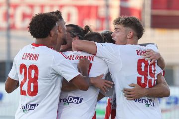 Serie B: il Mantova acciuffa il Palermo e va a -1 dal Bari, Modena KO a Padova. Risultati e classifica