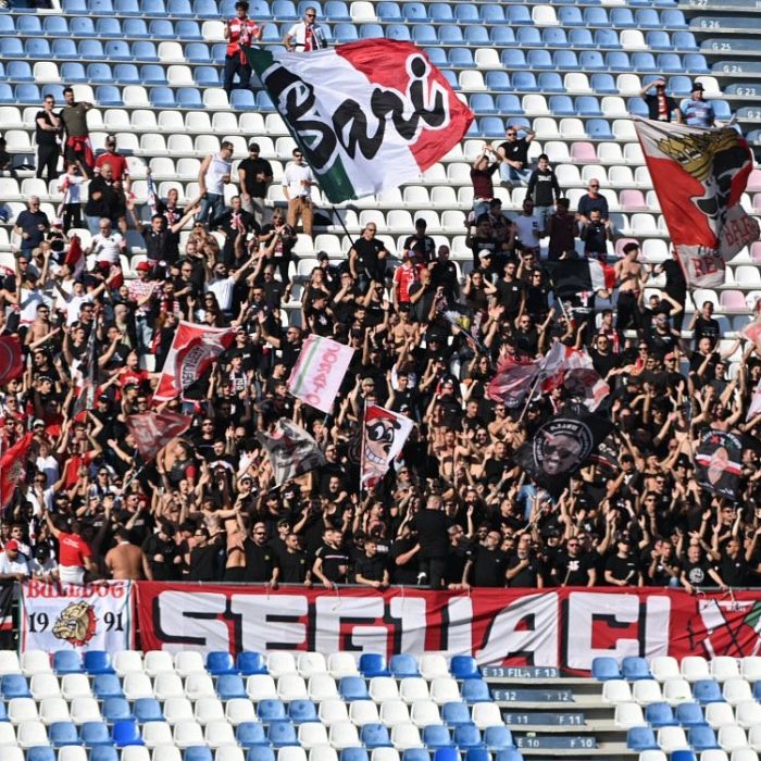 Bari, il calendario completo: a Pasquetta al San Nicola, le ultime 3 di venerdì (anche il 1 maggio)