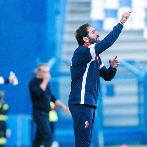 UFFICIALE – Caserta non è più l’allenatore del Bari. Il comunicato della società