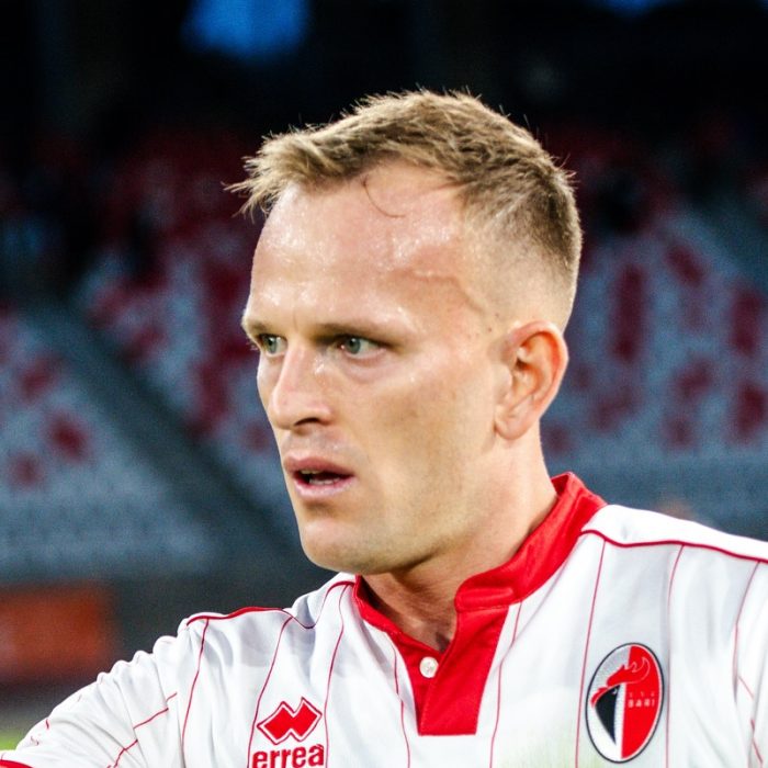 Dickmann, un’estate con pochi sorrisi a Bari e quella voglia di tornare in Serie B