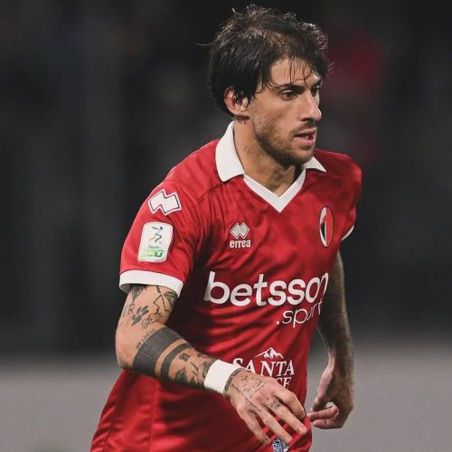 Bari-Frosinone, le probabili formazioni. Antonucci sulla fascia, dubbio Vicari, torna Castro