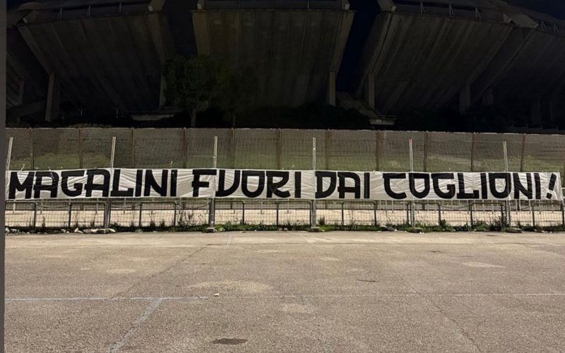 striscione bari