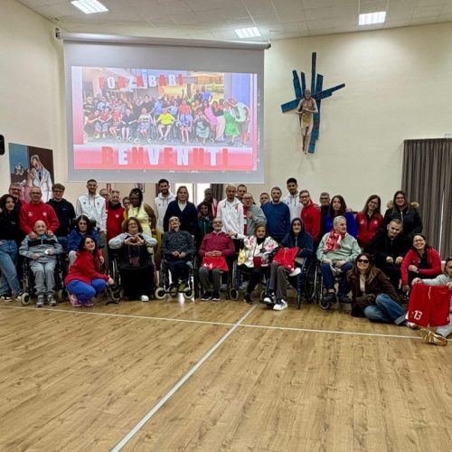 Bari, squadra in visita al centro “Raggio di sole” di Bitonto impegnato contro l’HIV. FOTO