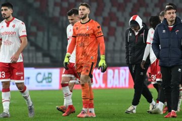 Bari-Catanzaro 1-2: gli highlights della sfida del San Nicola. VIDEO