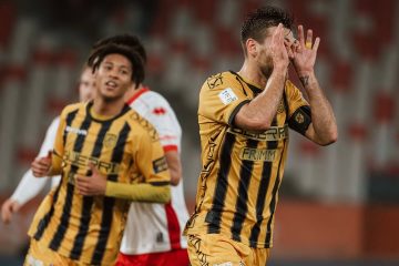 Bari, disastro senza fine: vince anche la Juve Stabia. Il San Nicola grida “mercenari”