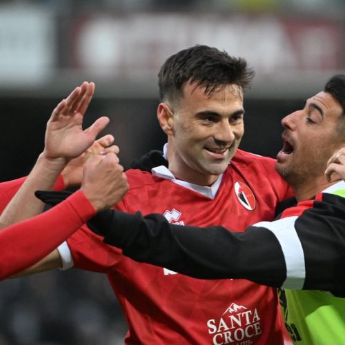 Moncini spezza il digiuno. Dalle 4 panchine al sesto gol: il bomber è tornato