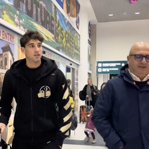 Cistana è a Bari (dopo 2 voli cancellati): ecco il primo rinforzo del mercato