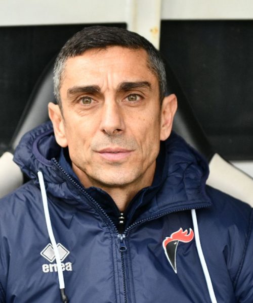 Bari, pronta l’ennesima rivoluzione. Ai saluti anche Longo e Di Cesare 👋