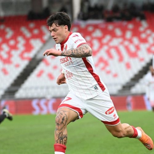 Longo incensa Rao: “È quello che sposta più gli equilibri nel Bari”