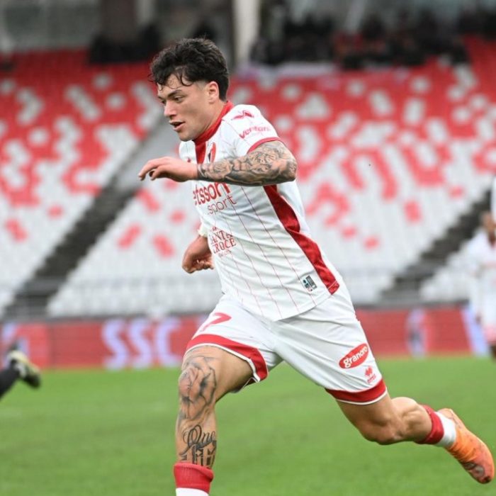 Longo incensa Rao: “È quello che sposta più gli equilibri nel Bari”