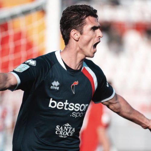 Odenthal già protagonista: gol alla prima, il Bari e Longo non possono farne a meno