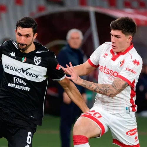 Cavuoti convince. Dickmann out: l’ex Cagliari ancora titolare