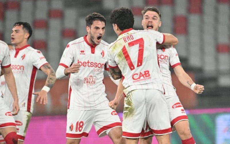 Bari esultanza serie b