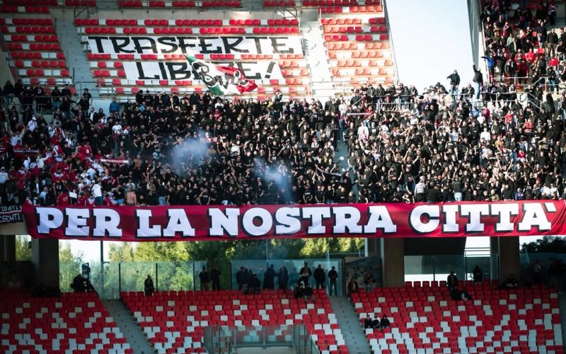 Bari tifosi biglietti spettatori ultras
