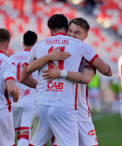 Bari, 7 battaglie per la salvezza. Dalla Carrarese a Polito, passando per Monza e Venezia. Il calendario sino a fine stagione