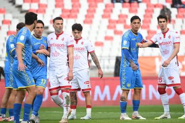 Bari-Carrarese 0-3, gli highlights del San Nicola. VIDEO