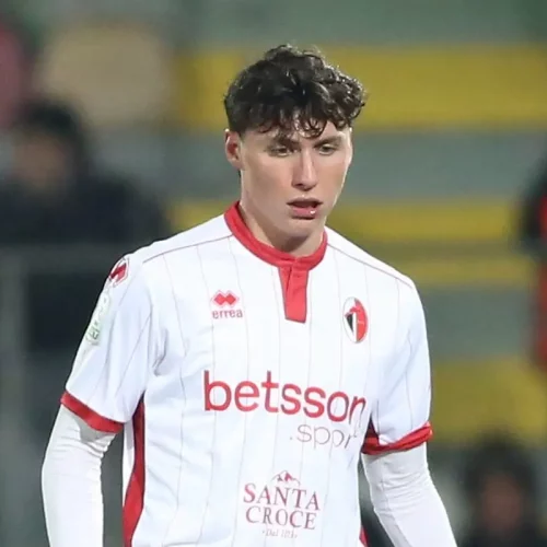 Stabile gioca (e segna in) Nazionale, a Bari le briciole. Longo spiegò: “Fatte delle scelte”