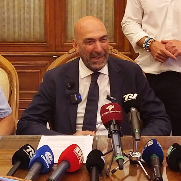 Leccese su Vaughn: “Siamo all’inizio di un percorso. Ricevuto una proposta, ora deve essere esaminata”