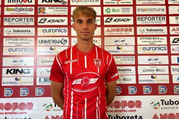 Calciomercato Bari, mirino in casa Fiorentina: interesse per un difensore classe 2005
