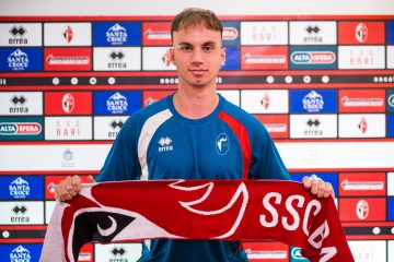 UFFICIALE – Mirko Elia è un nuovo difensore del Bari. Arriva in prestito con riscatto