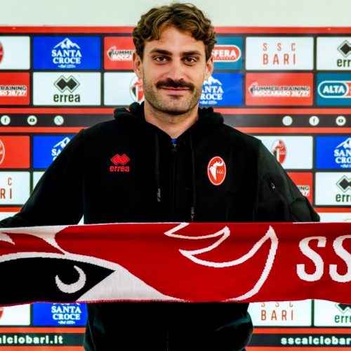 UFFICIALE – Karlo Butic è un nuovo attaccante del Bari. L’attaccante firma un triennale