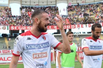 Quella volta che… il Bari vinse 4-0 contro la Cavese con un gol di Sabbione dalla metà campo
