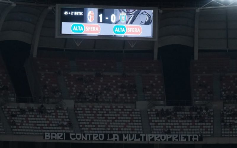 Tifosi curva nord