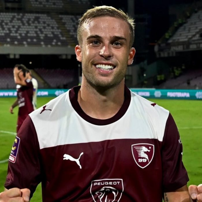 L’indiscrezione: il Bari chiede un terzino alla Salernitana, no del ds Faggiano