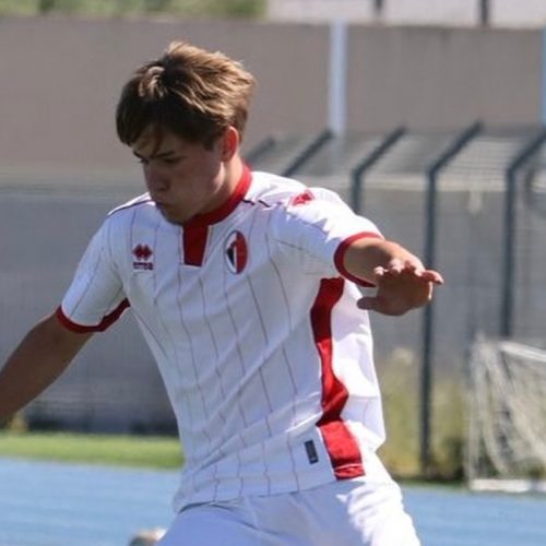 Bari, blindato il classe 2008 Alonso. L’attaccante rinnova sino al 2027