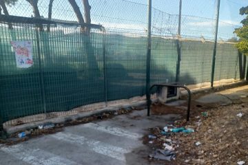 Bari, allenamenti blindati dopo le polemiche da Barletta. Spuntano reti anti-spie attorno all’Antistadio