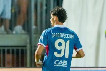 Bari, al Puttilli l’esordio di Spadavecchia: piccola gioia in una serata da dimenticare